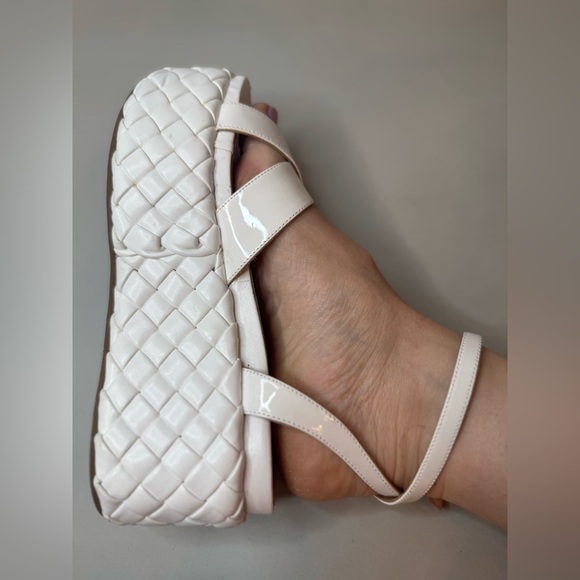 Pollini White Wedge Sandals – Size 7 – Made in Italy - Picture 5 of 17